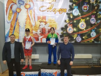 Северские девушки-борцы завовевали медали региональных соревнований