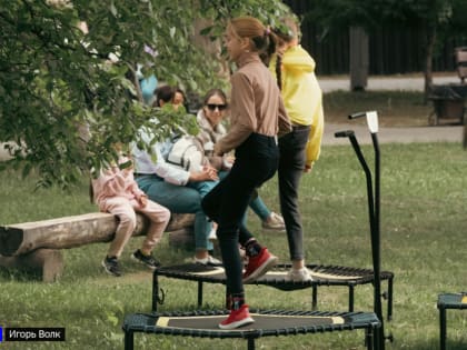 Городское лето: как работают площадки для детей, которые проводят каникулы в Томске