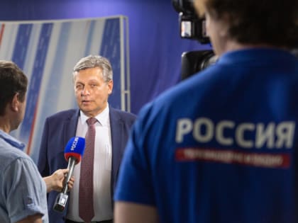 Президент России присвоил звание «Заслуженный журналист Российской Федерации» Рифату Сабитову