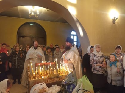 В преддверии Великого поста Церковь молитвенно поминает всех от века усопших христиан
