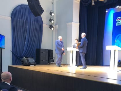 Губернатор Владимир Мазур дал поручения томским единороссам на партконференции