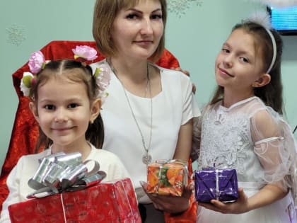 Духовно-просветительский центр храма Успения Божией Матери с. Бакчар приглашает многодетные семьи к участию в бесплатных рождественских фотосессиях