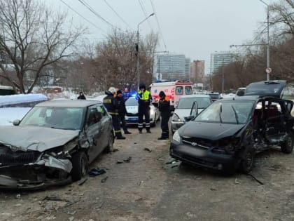 Три человека попали в больницу после ДТП на пр.Мира в Томске