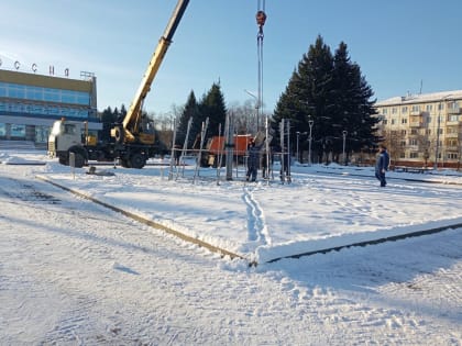 В Северске началась подготовка к новогодним праздникам