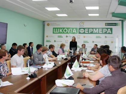За парты «Школы фермера» в Томской области сели 55 человек