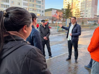 Вард Чолахян провёл встречу с жителями "Радужного"