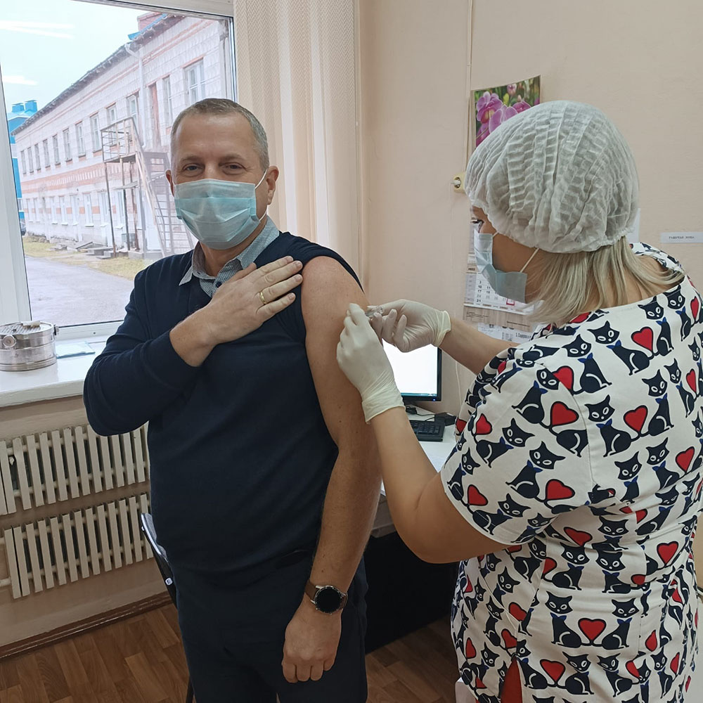 Новости вакцинации. Вакцинация от гриппа. Вакцинация детей от гриппа. Добрый врач. Куда ставят прививку от гриппа.