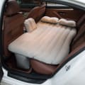 Matelas gonflable pour siège arrière 1