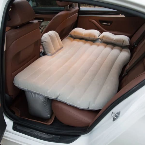 Matelas gonflable pour siège arrière