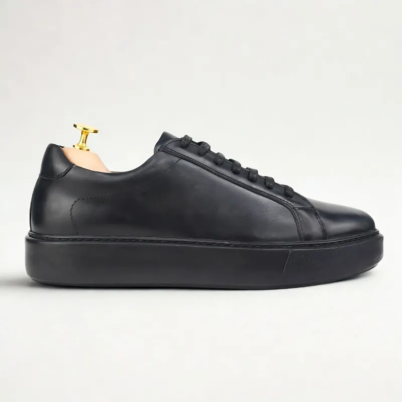 Basket en Cuir Noir 2