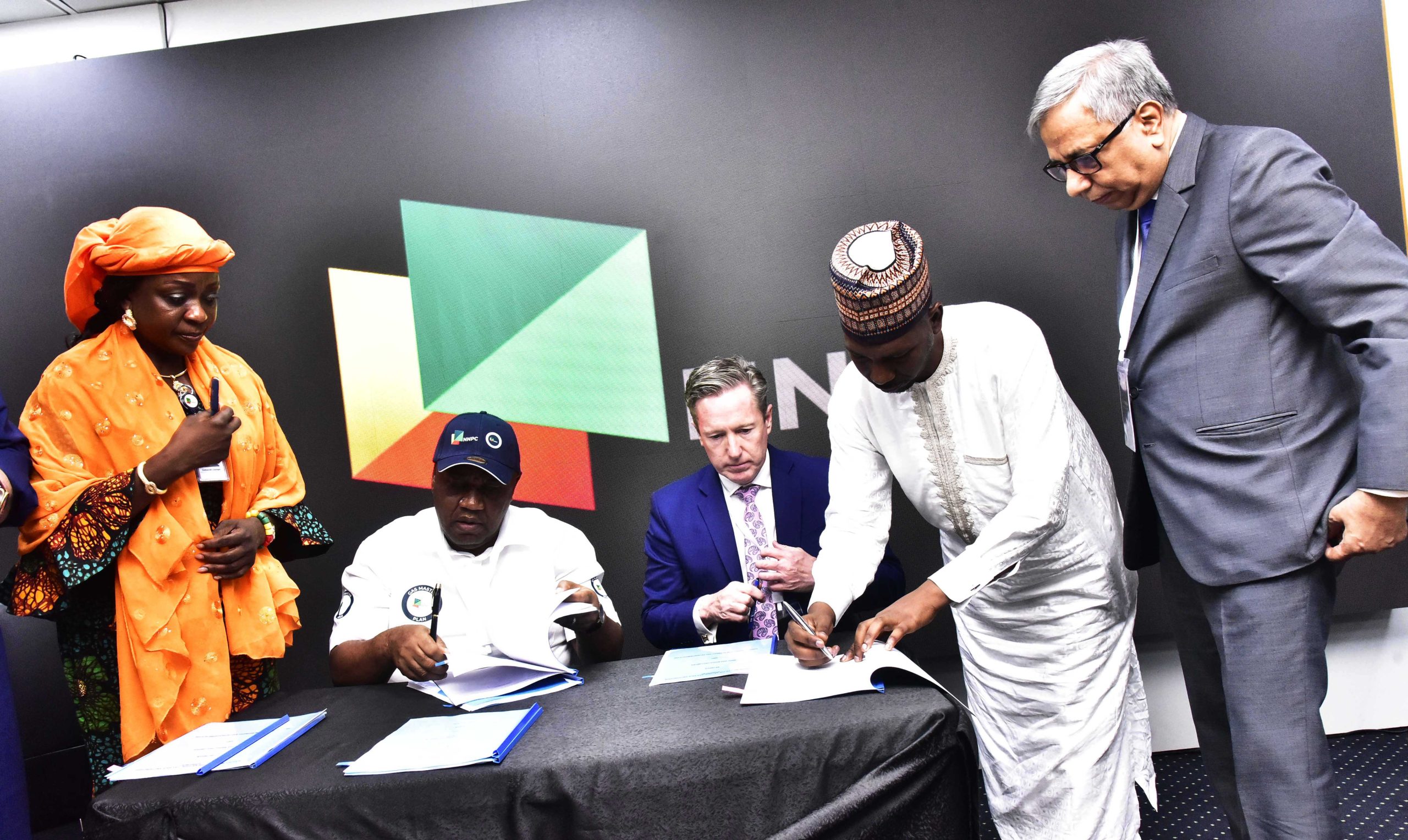 Dangote Group, NNPC Subsidiaries Seal Strategic Gas Agreements - FinancialEDGE