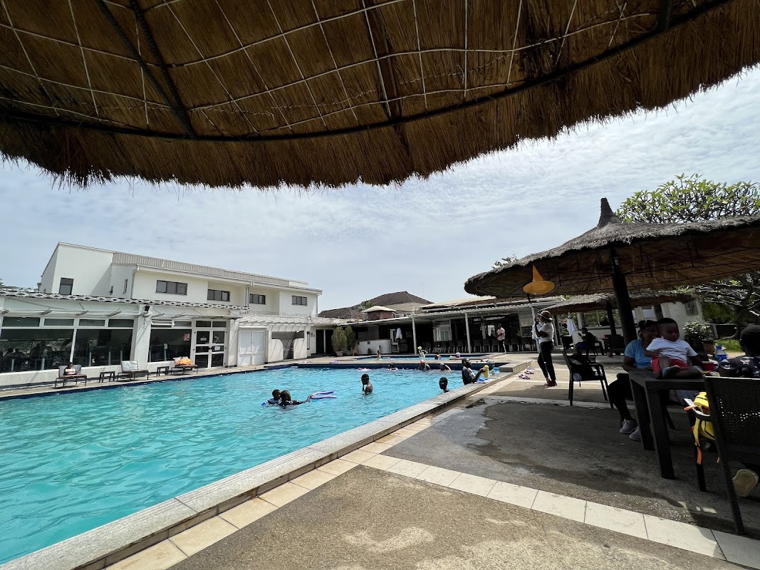 Clubhouse Restaurant & Gym