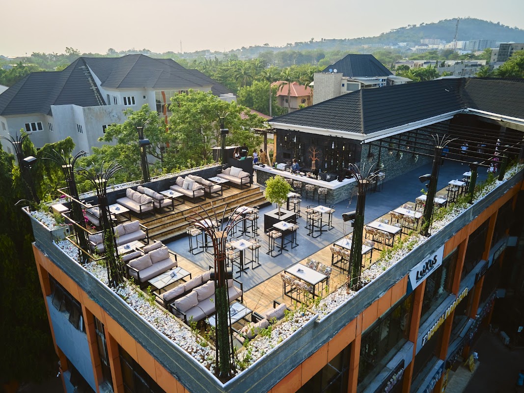 Aura Lounge
