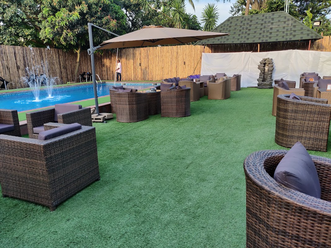 Bamboo Lounge - Collage (Ikeja GRA)