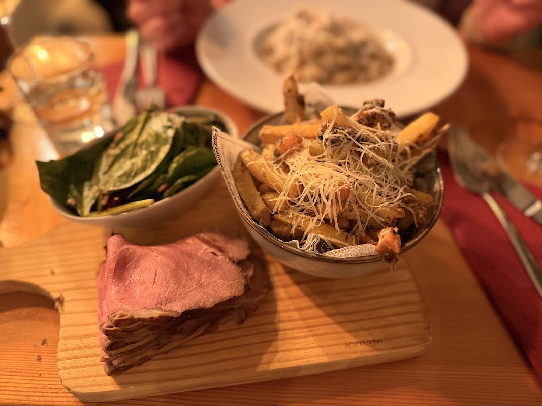 CIUCCIO - Italian based kitchen and International food
