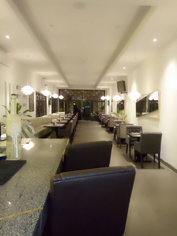 355 Rooftop Restaurant and Lounge