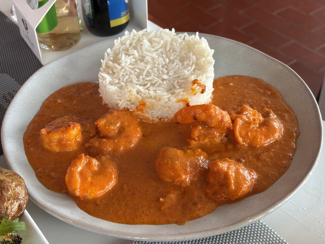 Pinhao Restaurant and Bar