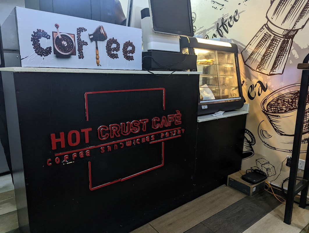 Hot Crust Cafe