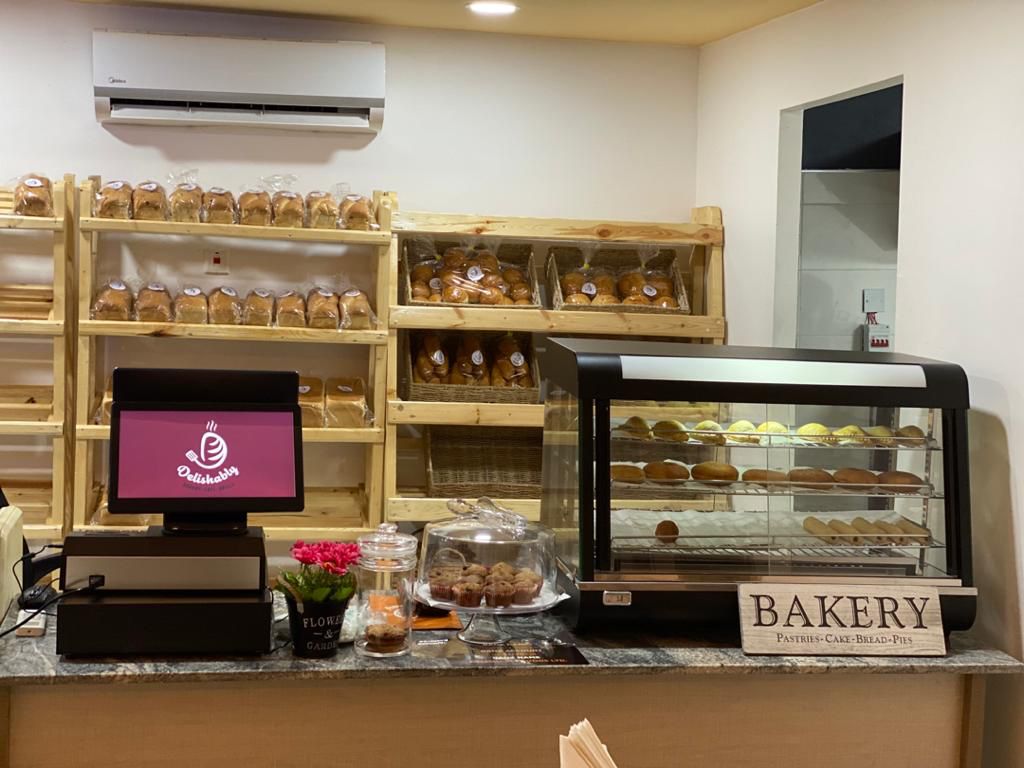 Delishably Cafe
