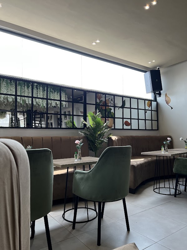 No5 LOUNGE