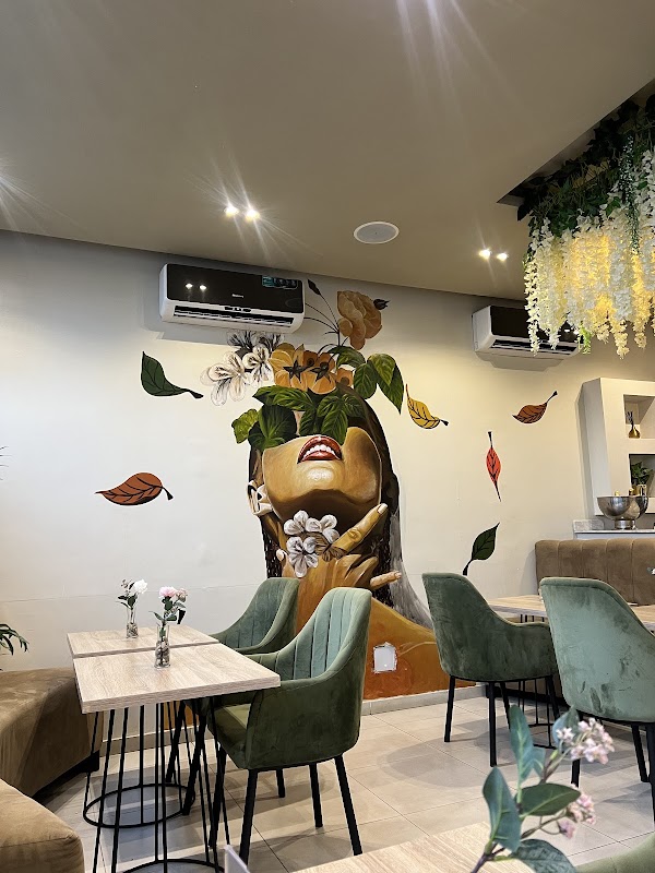 No5 LOUNGE