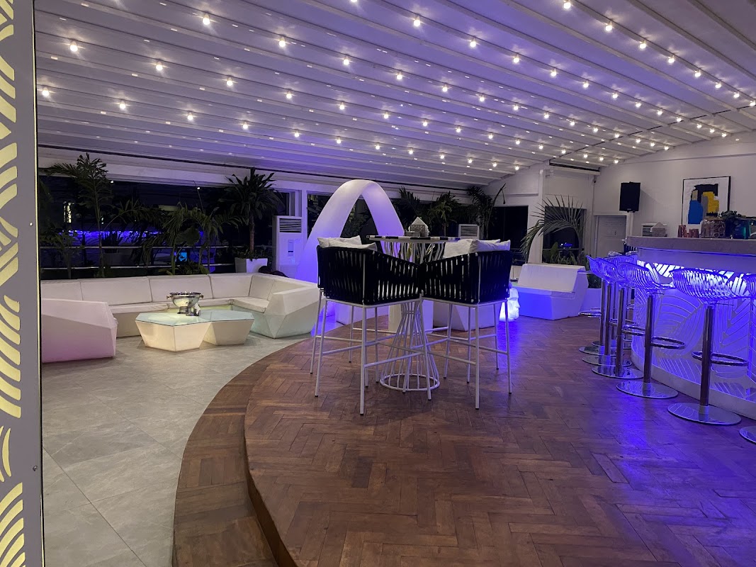 SIROCCO BAR AND LOUNGE