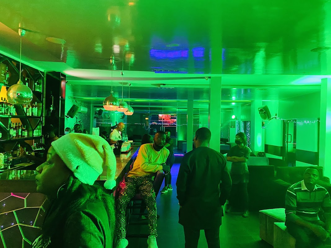 The Artisan Lounge