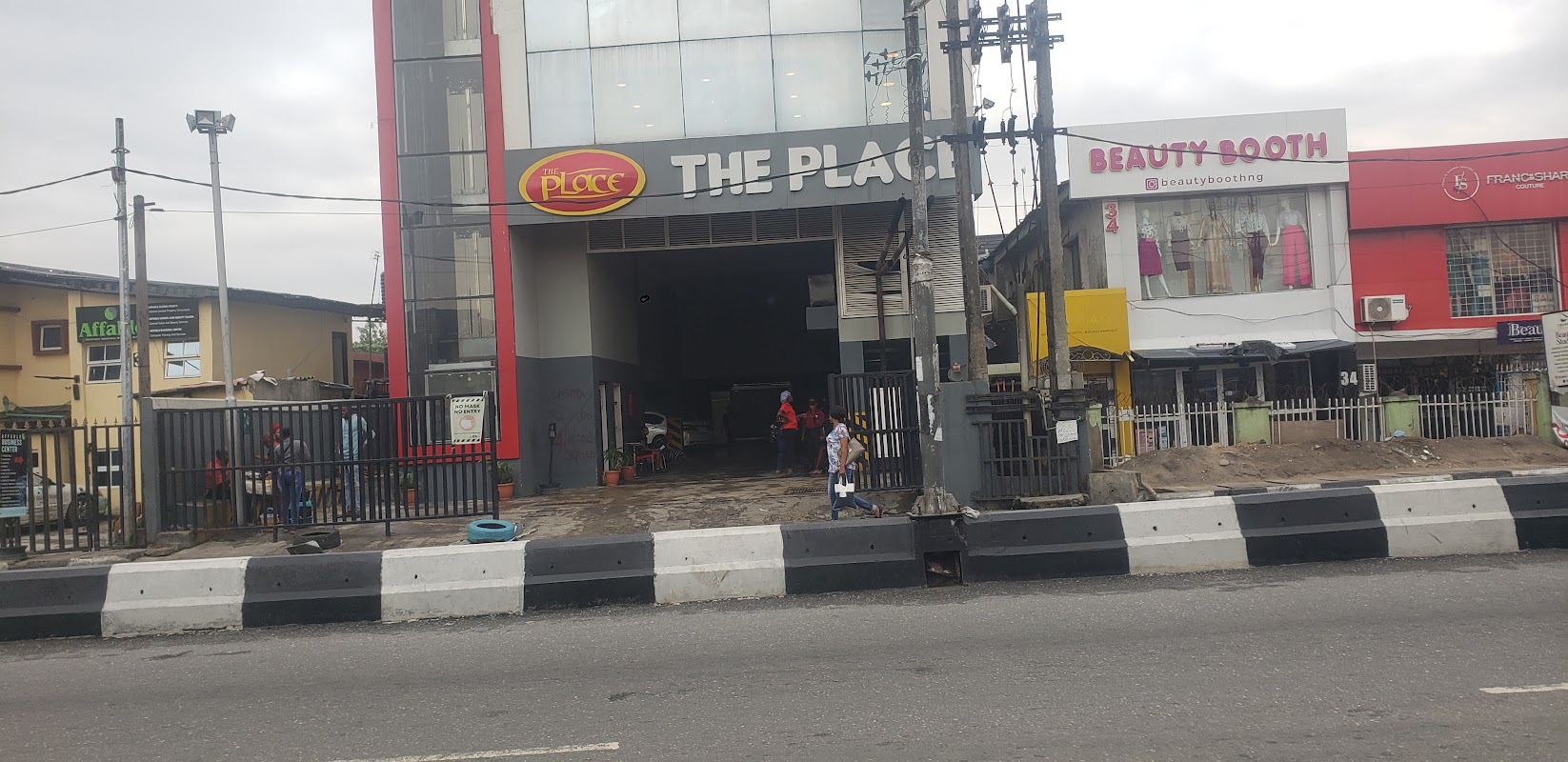 The Place Nightclub and Rooftop Lounge