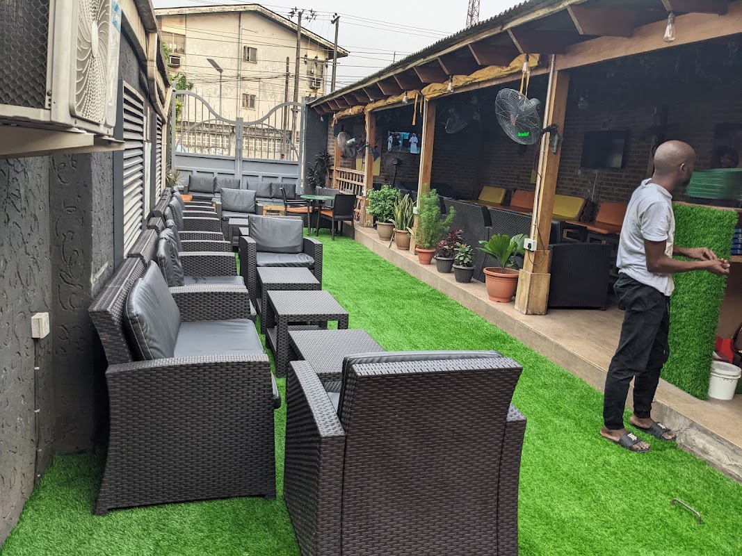 Carlsbad Lounge & Night Club