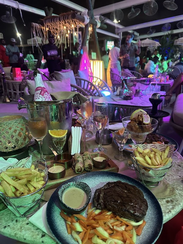 LuLu Beach Club