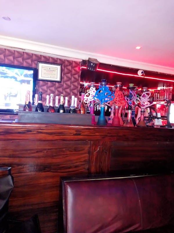 Pedigree Lounge
