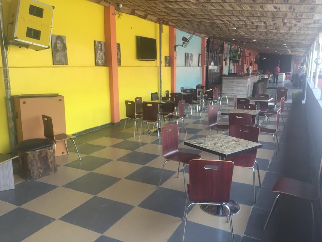 Sinatra Place