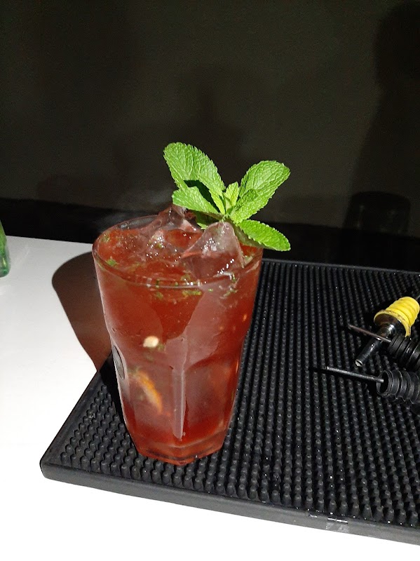 Icey Drinks And Cocktails