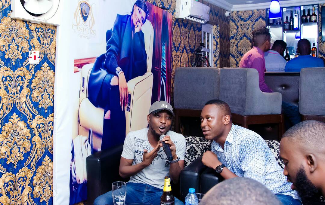 Caspers Lounge and Bar