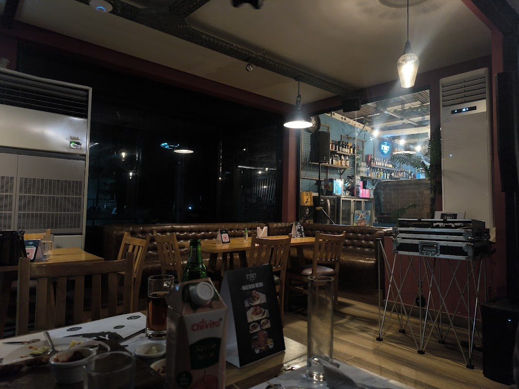 O'SHEY Cafe & Bar
