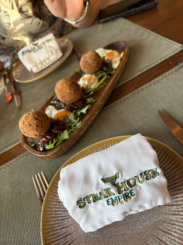 Restaurante Empire Steakhouse