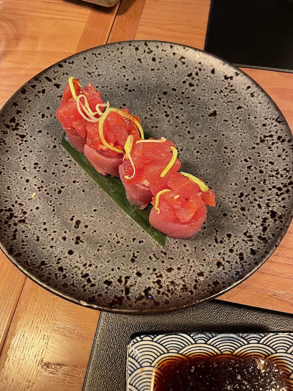 Wa Sushi Lounge