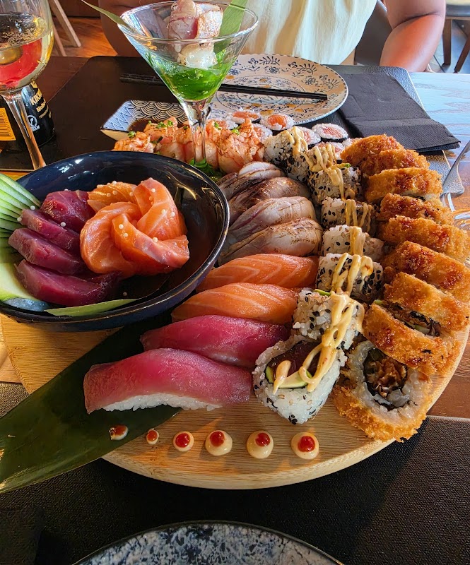 Wa Sushi Lounge