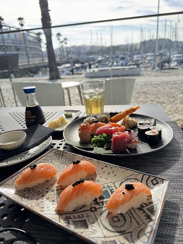 Wa Sushi Lounge
