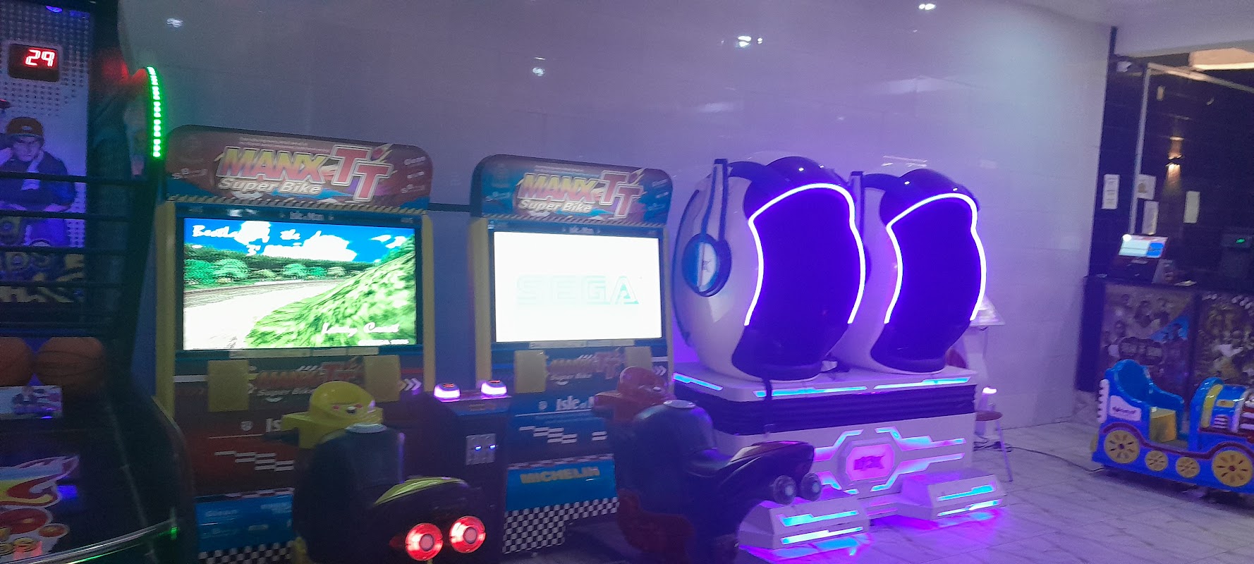Pepperoni Cinemas Ajah