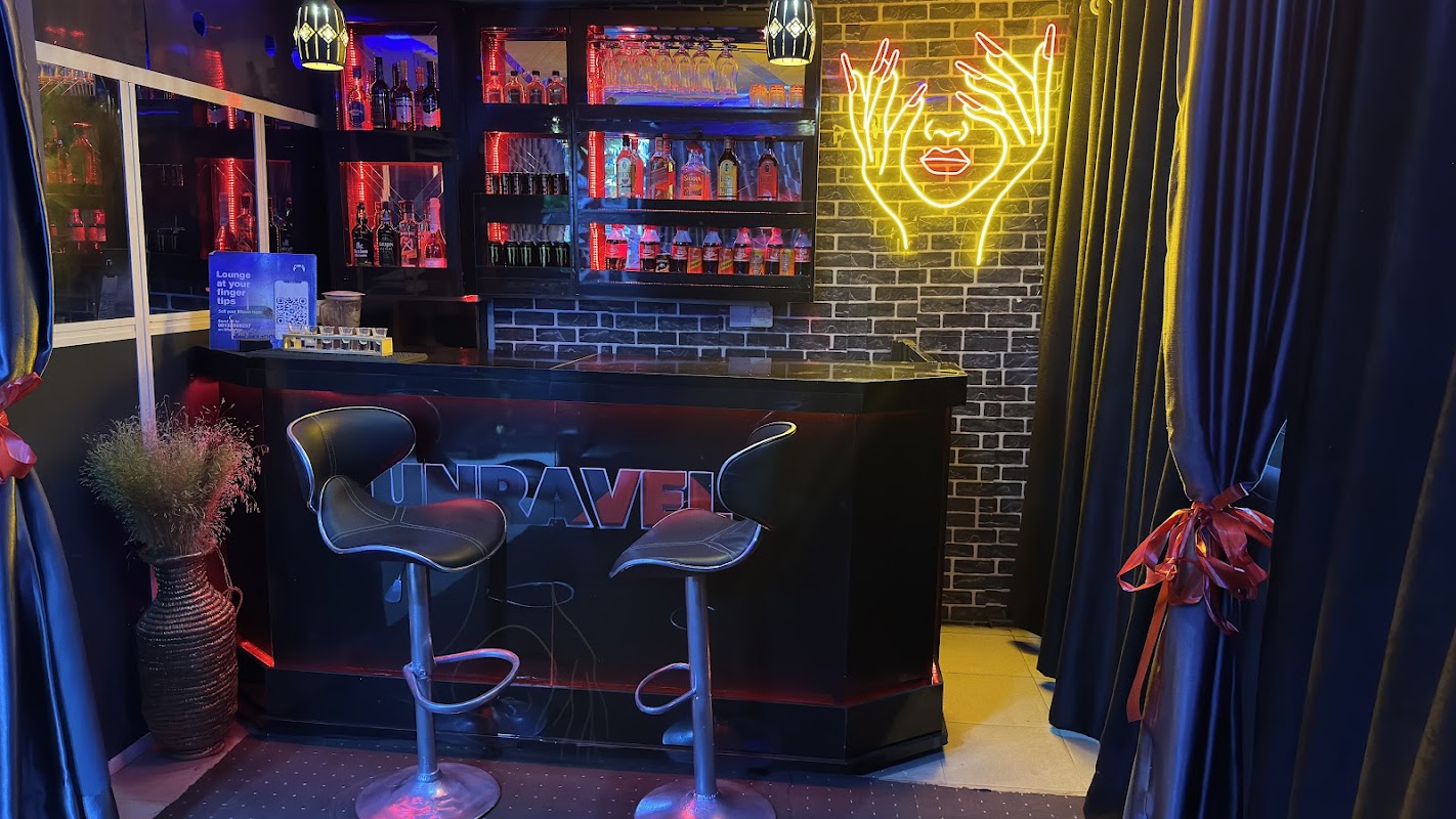 Unravel Lounge & Virtual Experience