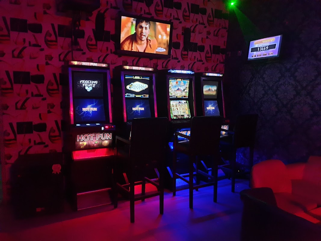 9Jackpot VI Gaming Center