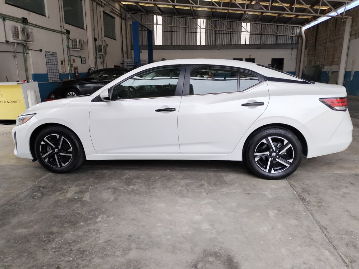 Foto 1 de 3 — 2024 Nissan Sentra