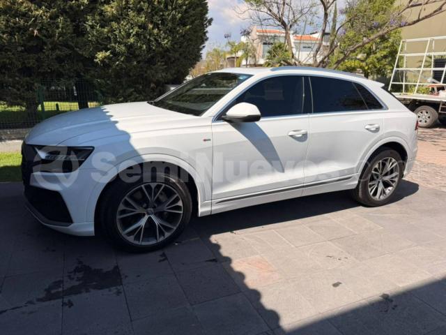 Foto 1 de 3 — 2019 Audi Q8 3.0 V6 S Line Mild Hybrid 5 Pasajeros At