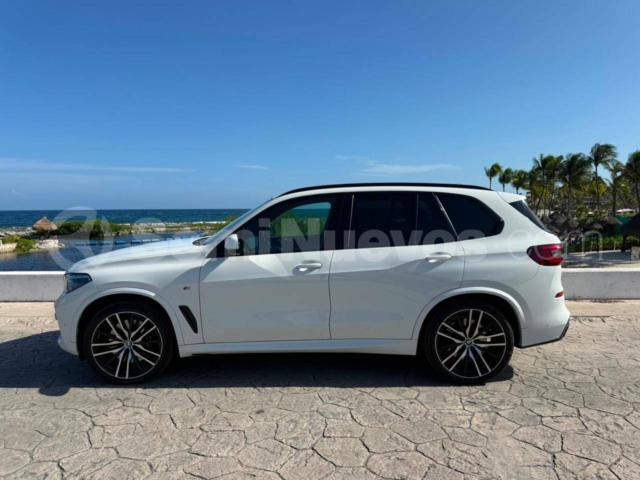 2022 BMW X5 4.4 xDrive M50i At