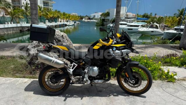 Foto 1 de 3 — 2021 BMW F Estándar