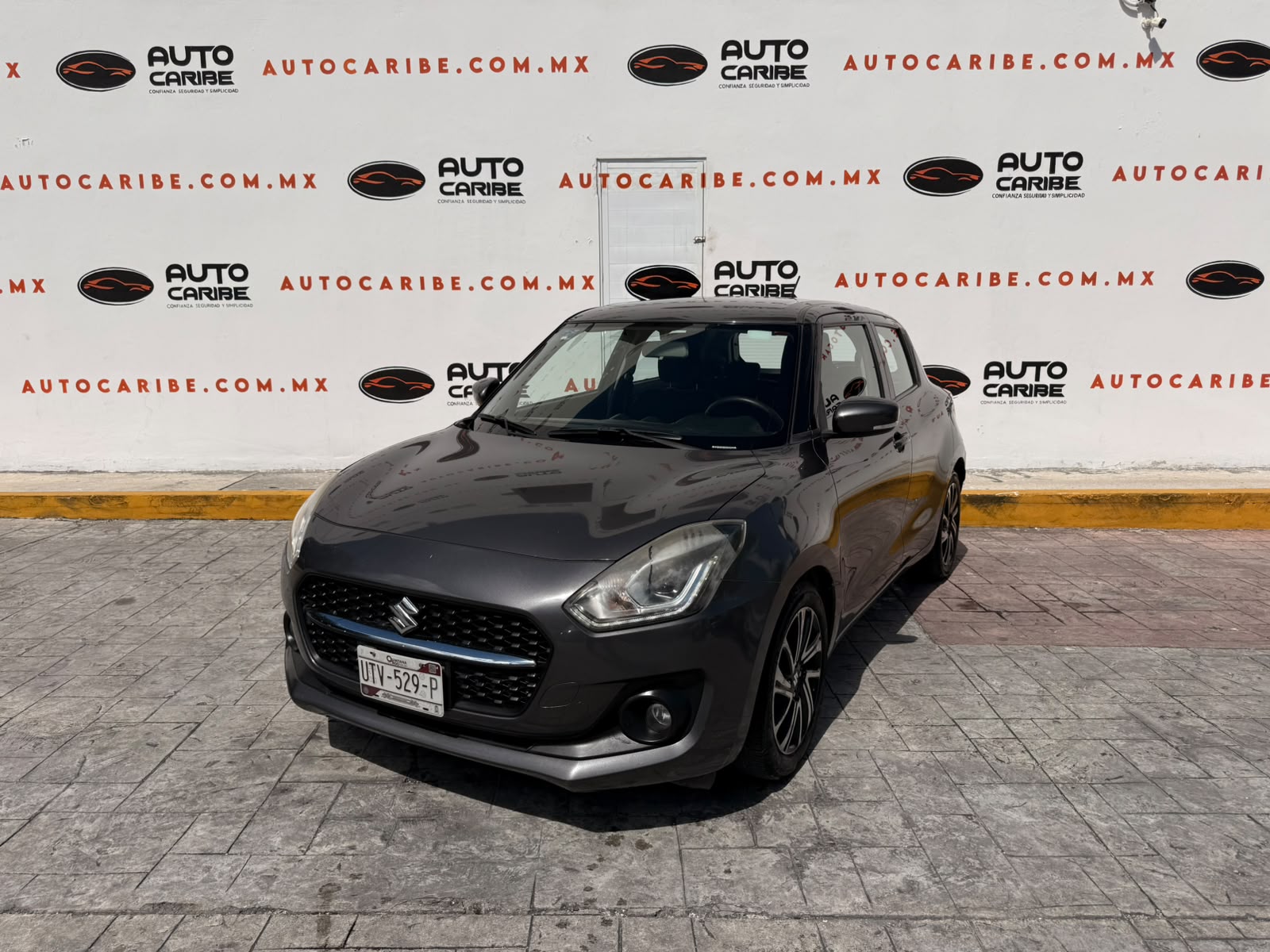 Foto 1 de 3 — 2022 Suzuki Swift BOOSTERJET