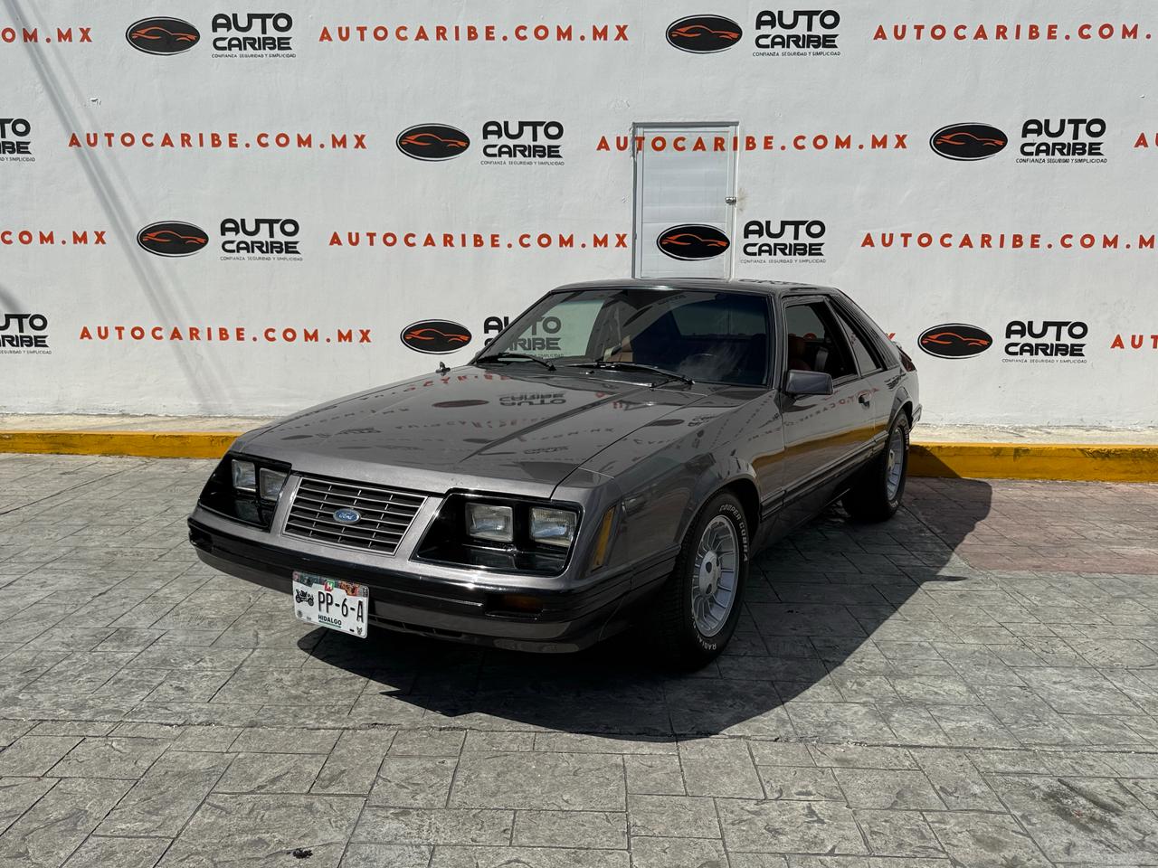 Foto 1 de 3 — 1984 Ford Mustang V8