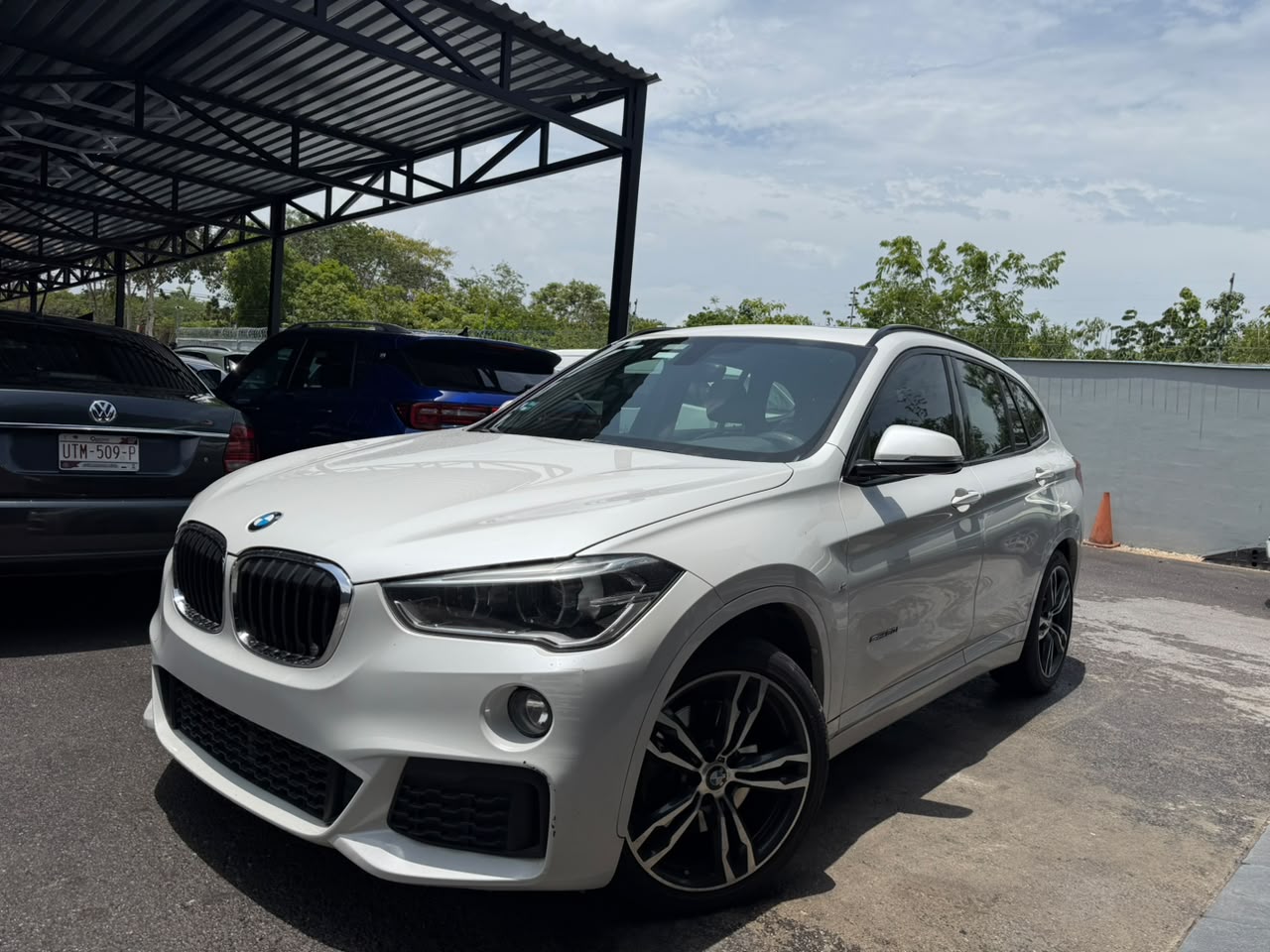 Foto 1 de 3 — 2017 BMW X1
