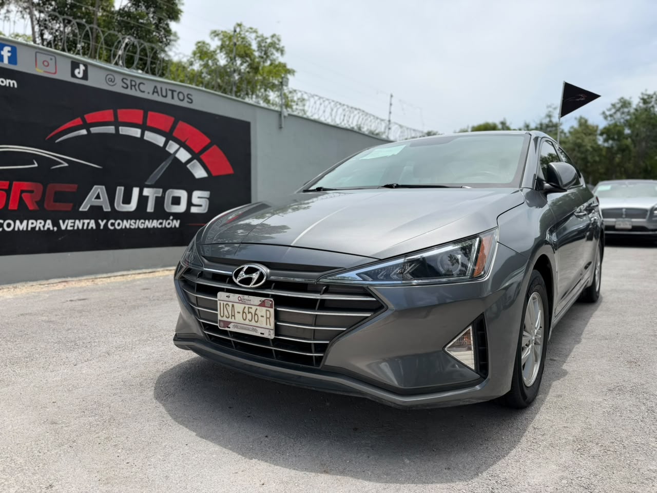 Foto 1 de 3 — 2020 Hyundai Elantra